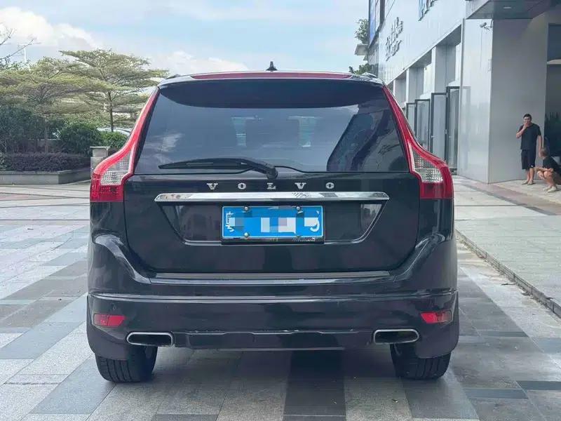 2017 Volvo XC60 T5 Smart Edition — миниатюра 5