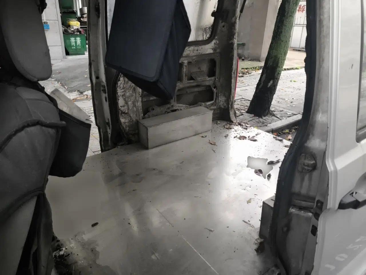 Wuling Zhiguang 2015 1.2L S Practical Model LSI — миниатюра 17