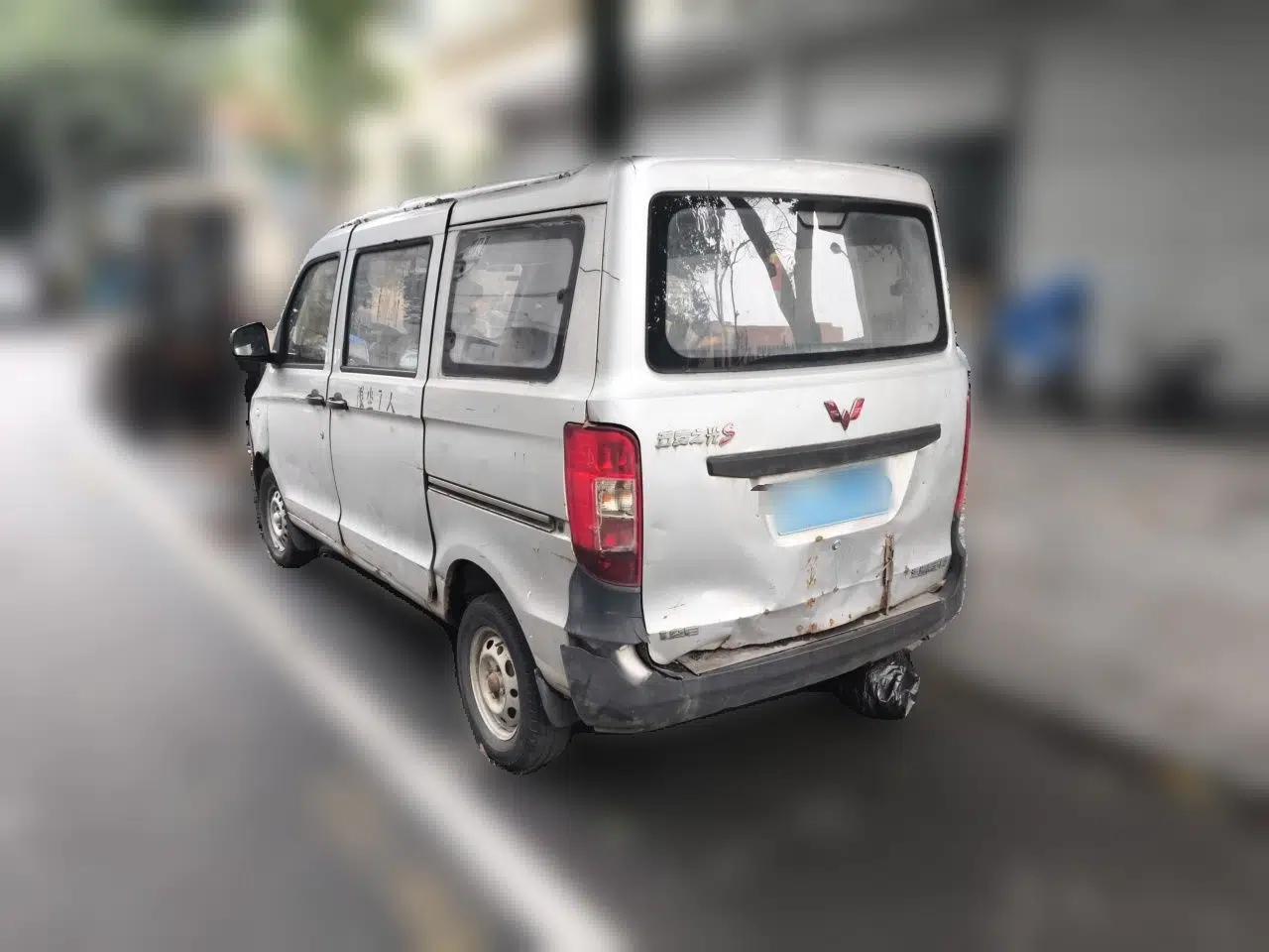 Wuling Zhiguang 2015 1.2L S Practical Model LSI — миниатюра 4