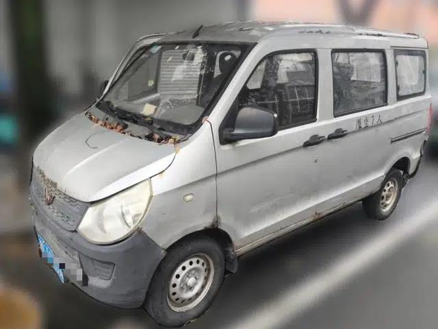 Wuling Zhiguang 2015 1.2L S Practical Model LSI