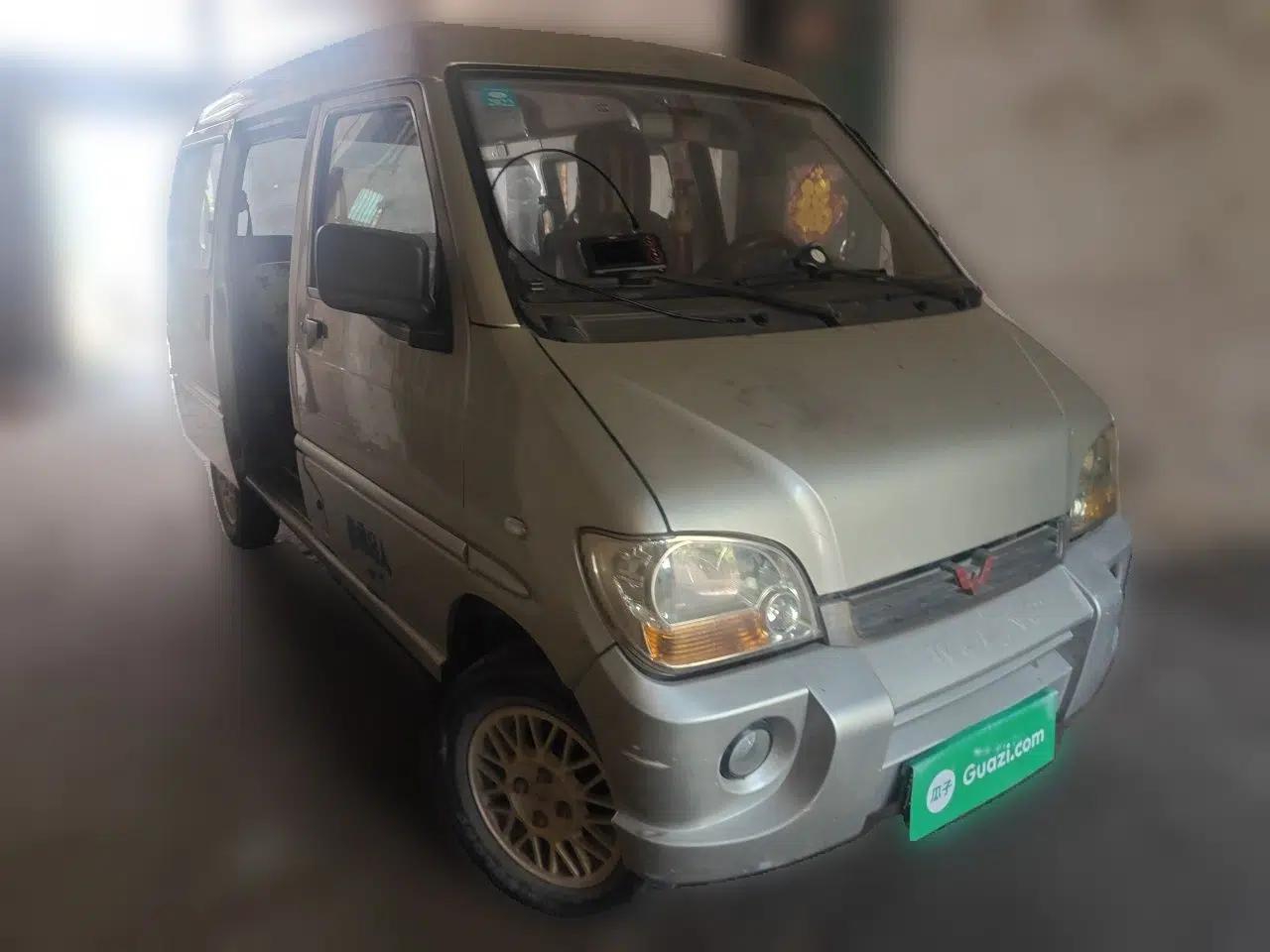 Wuling Zhiguang 2010 1.0L Base Version — миниатюра 3