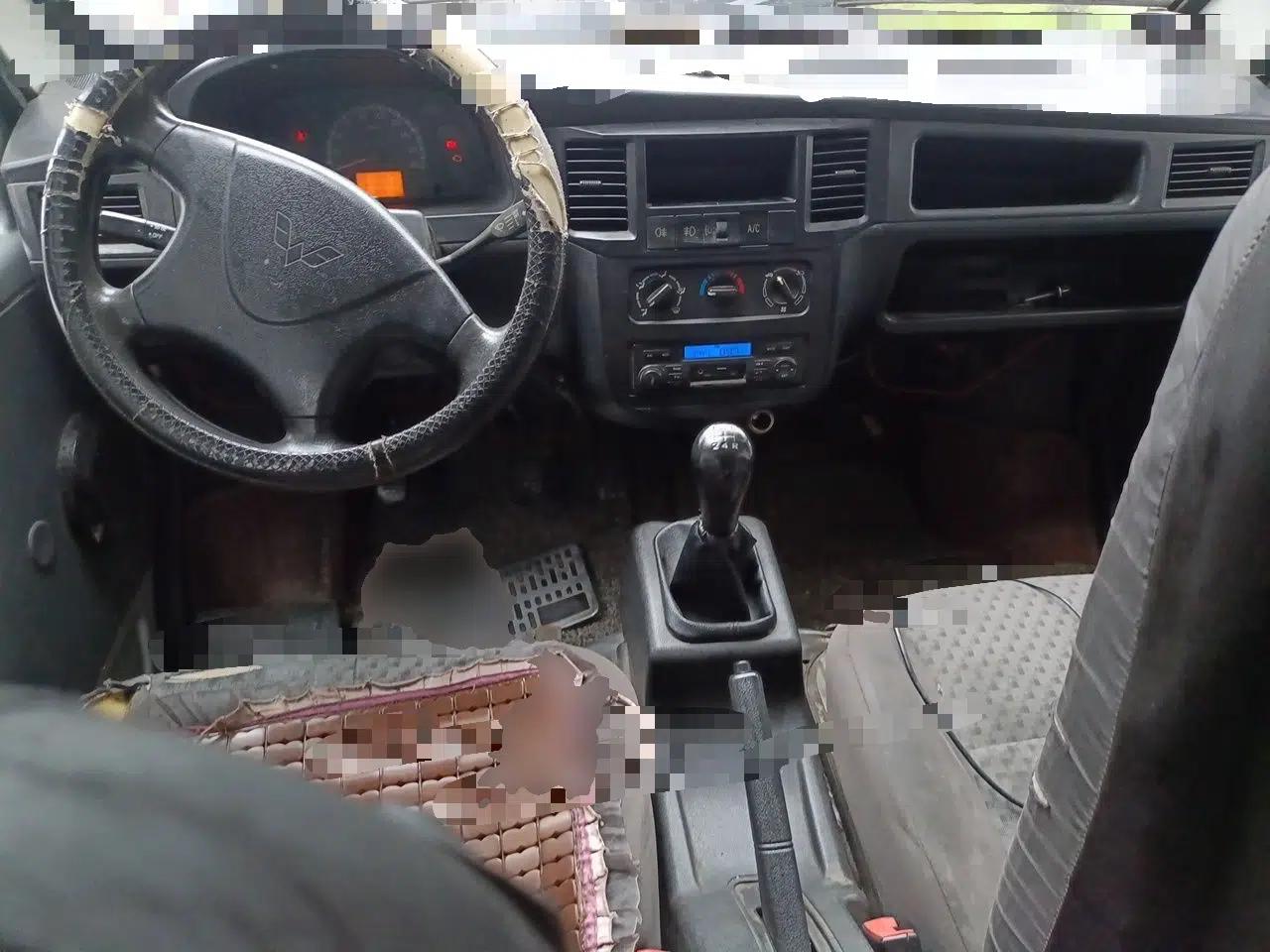 Wuling Zhiguang 2015 1.2L S Standard Model LSI — миниатюра 9