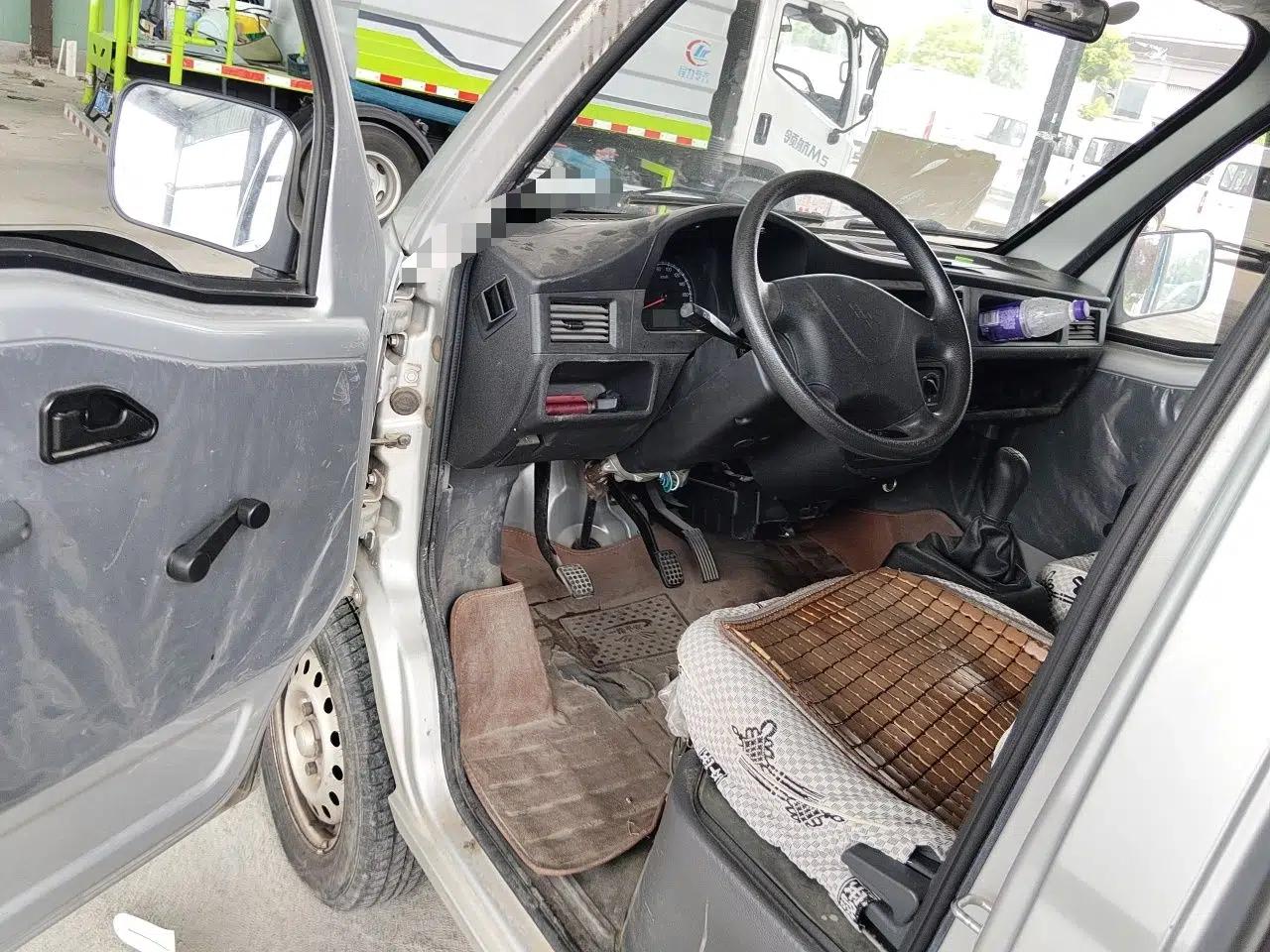 Wuling Zhiguang 2020 1.2L Practical Model China VI LSI — миниатюра 16