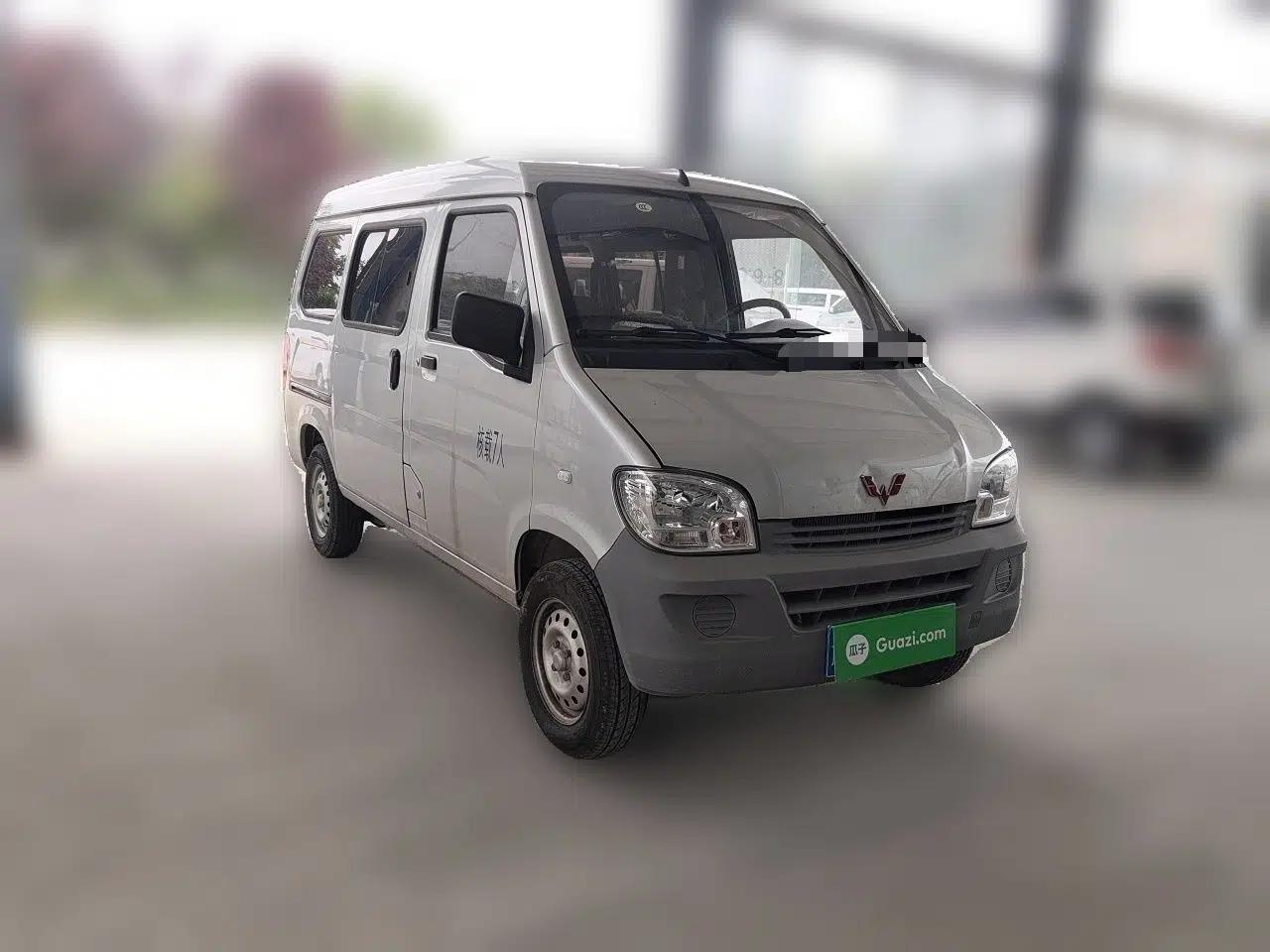 Wuling Zhiguang 2020 1.2L Practical Model China VI LSI — миниатюра 3