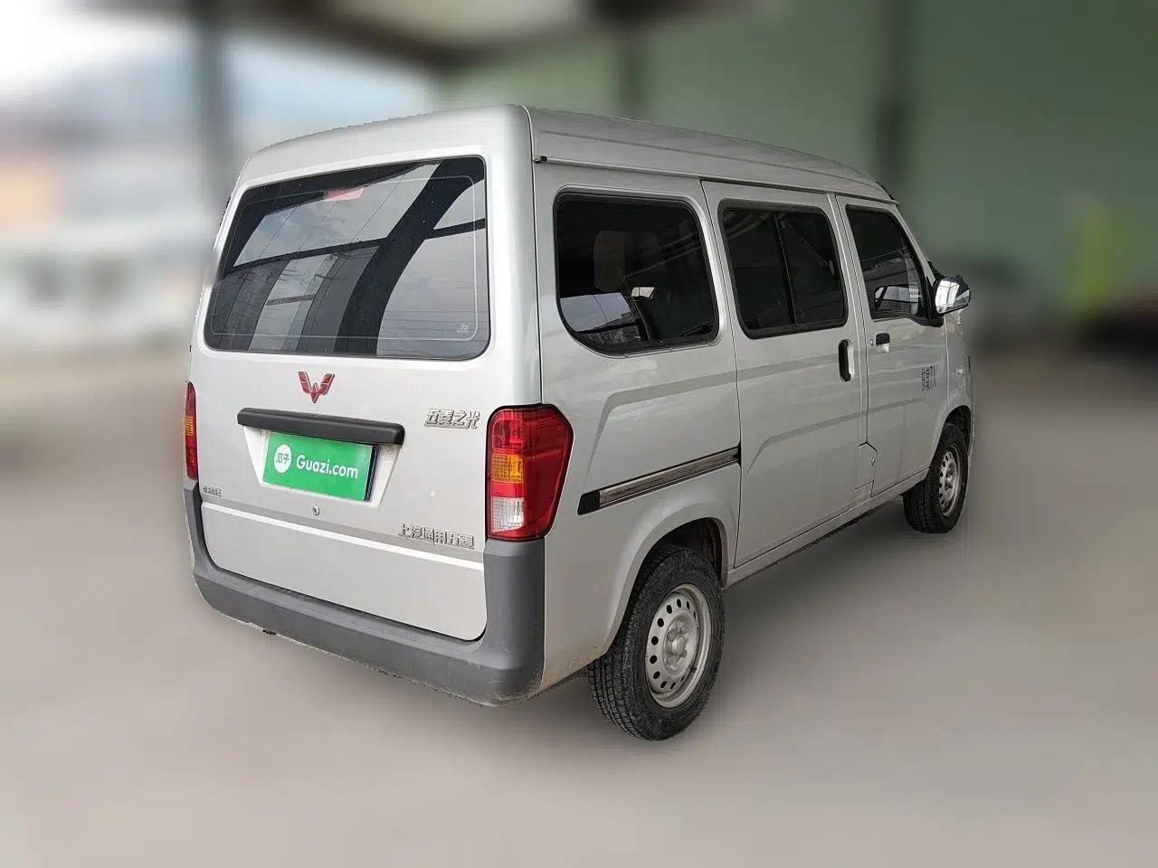 Wuling Zhiguang 2020 1.2L Practical Model China VI LSI — миниатюра 6