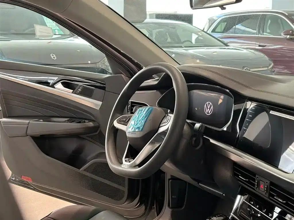 2025 Volkswagen Passat Plug-in Hybrid 430PHEV Hybrid Business Edition — миниатюра 14