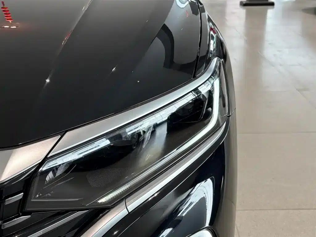 2025 Volkswagen Passat Plug-in Hybrid 430PHEV Hybrid Business Edition — миниатюра 7