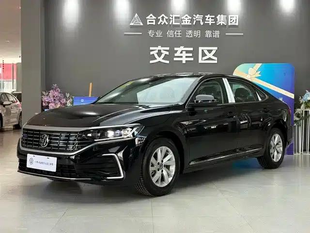 2025 Volkswagen Passat Plug-in Hybrid 430PHEV Hybrid Business Edition