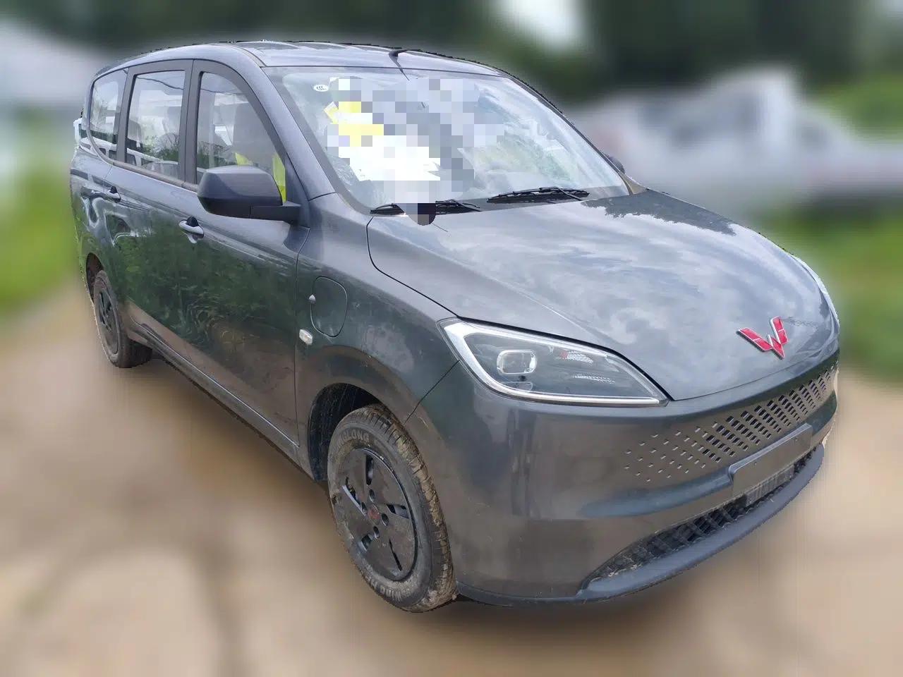 Wuling Hongguang New Energy 2025 Extended-Range Hybrid 50KM Comfort Version — миниатюра 3