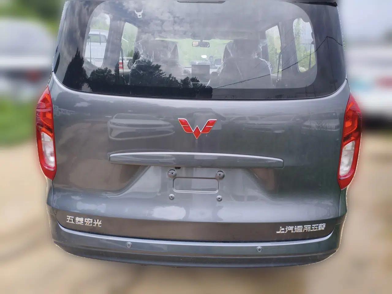Wuling Hongguang New Energy 2025 Extended-Range Hybrid 50KM Comfort Version — миниатюра 5