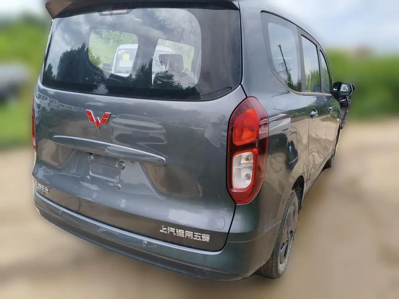 Wuling Hongguang New Energy 2025 Extended-Range Hybrid 50KM Comfort Version — миниатюра 6