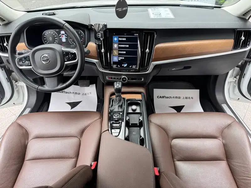 2020 Volvo S90 T5 Inscription Luxury Edition — миниатюра 11