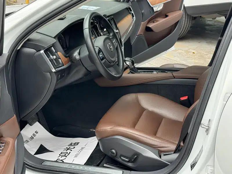 2020 Volvo S90 T5 Inscription Luxury Edition — миниатюра 15