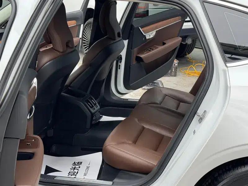 2020 Volvo S90 T5 Inscription Luxury Edition — миниатюра 17