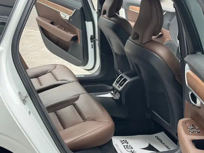 2020 Volvo S90 T5 Inscription Luxury Edition — миниатюра 8