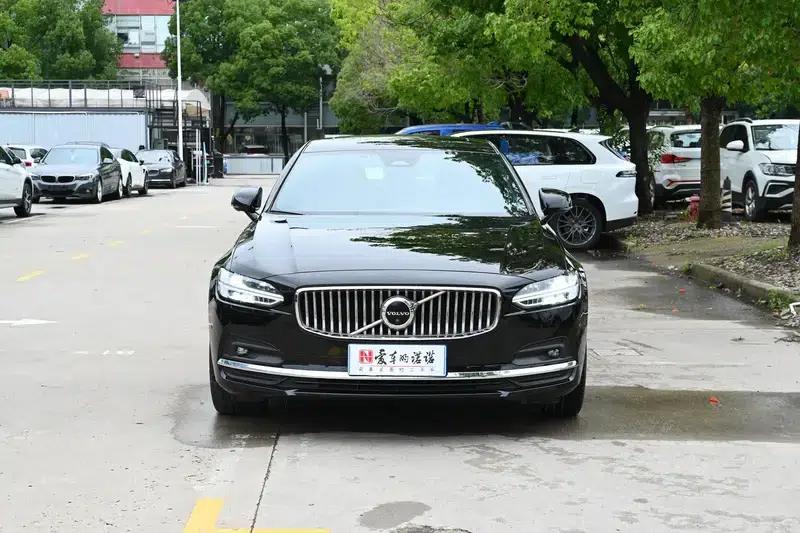 2022 Volvo S90 B5 Smart Luxury Edition — миниатюра 2