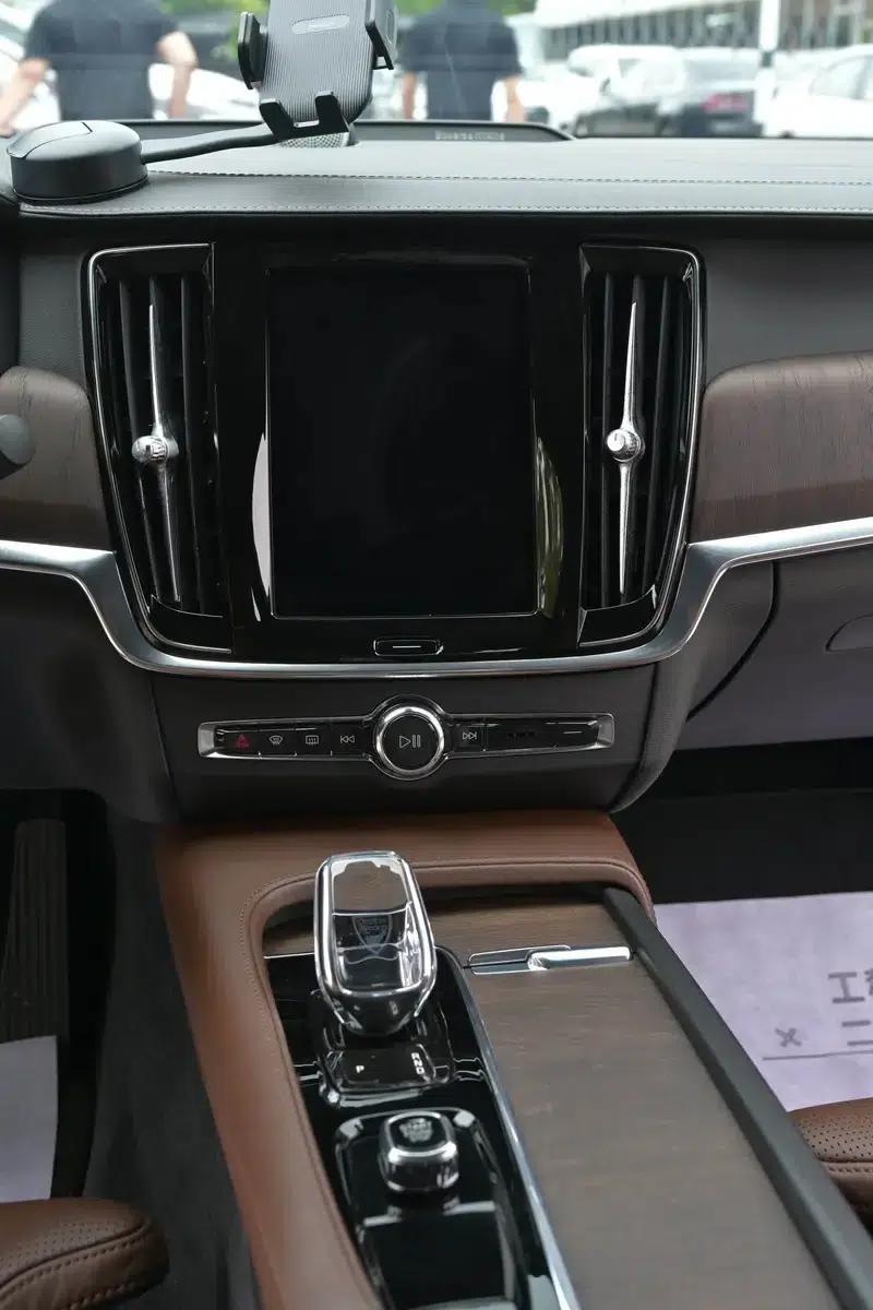 2022 Volvo S90 B5 Smart Luxury Edition — миниатюра 14