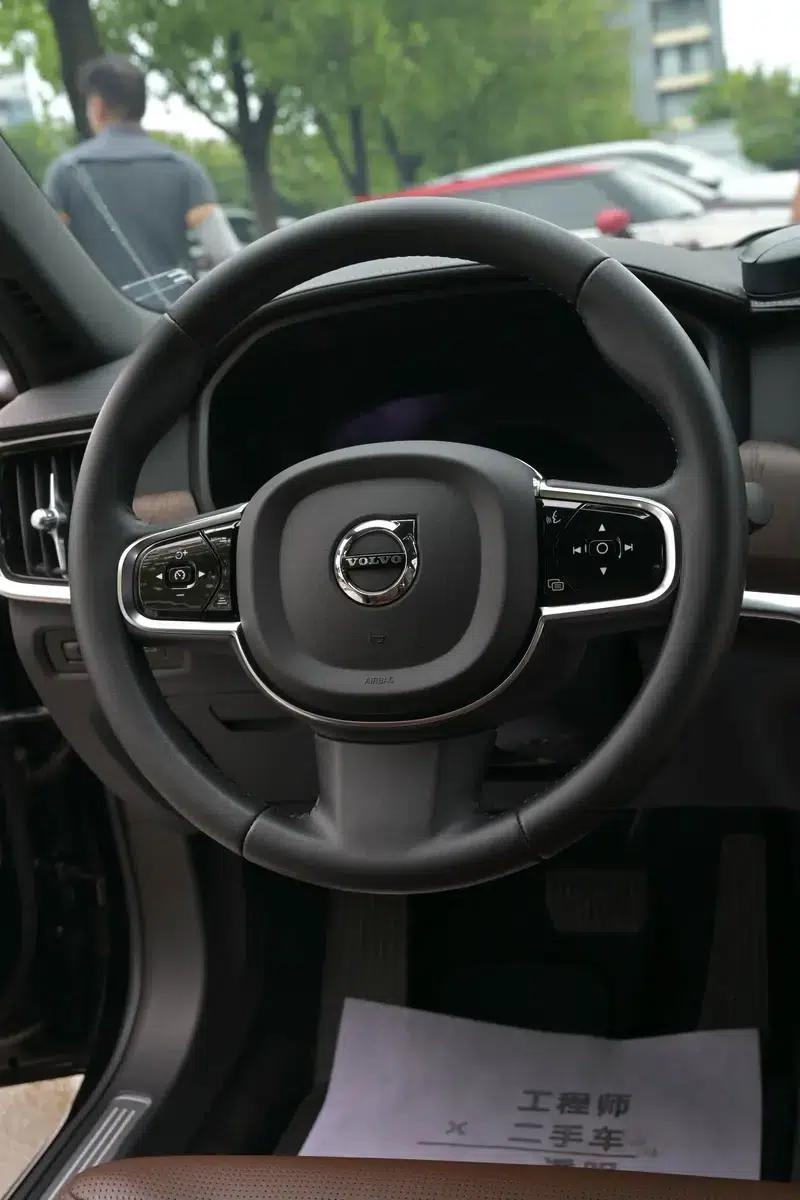 2022 Volvo S90 B5 Smart Luxury Edition — миниатюра 9