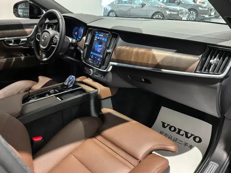 2025 Volvo S90 B5 Inscription Luxury Edition — миниатюра 16