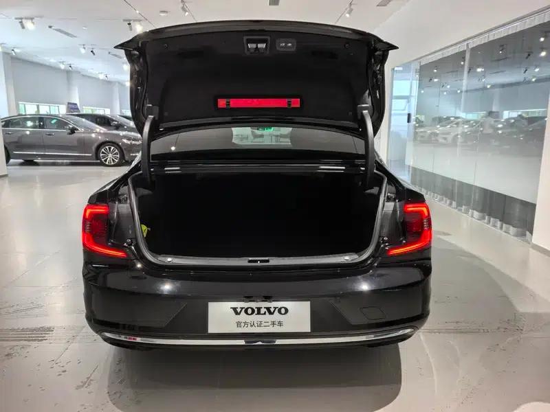2025 Volvo S90 B5 Inscription Luxury Edition — миниатюра 20