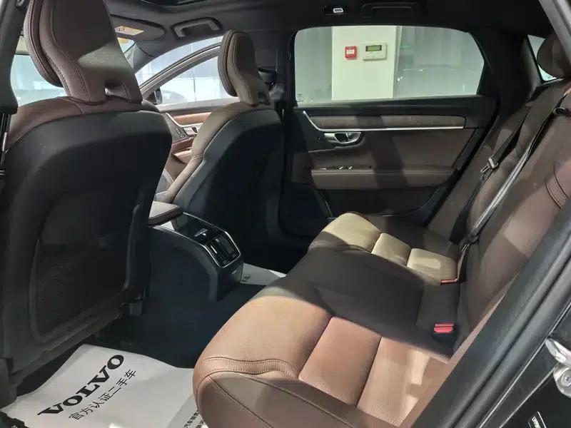 2025 Volvo S90 B5 Inscription Luxury Edition — миниатюра 22