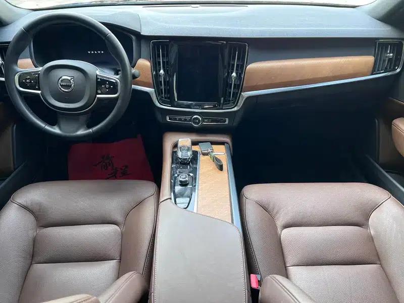 2023 Volvo S90 B5 Smart Luxury Edition — миниатюра 7