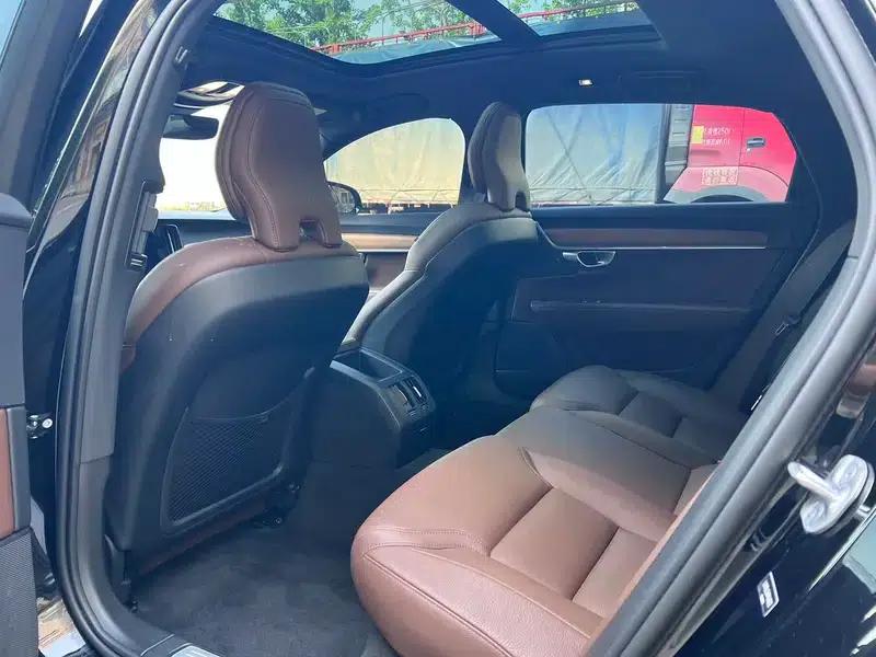 2023 Volvo S90 B5 Smart Luxury Edition — миниатюра 9