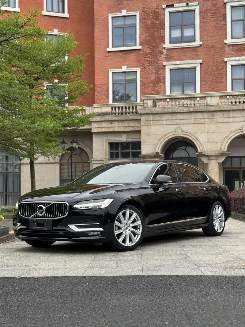 2019 Volvo S90 T5 Smart Edition — миниатюра 1
