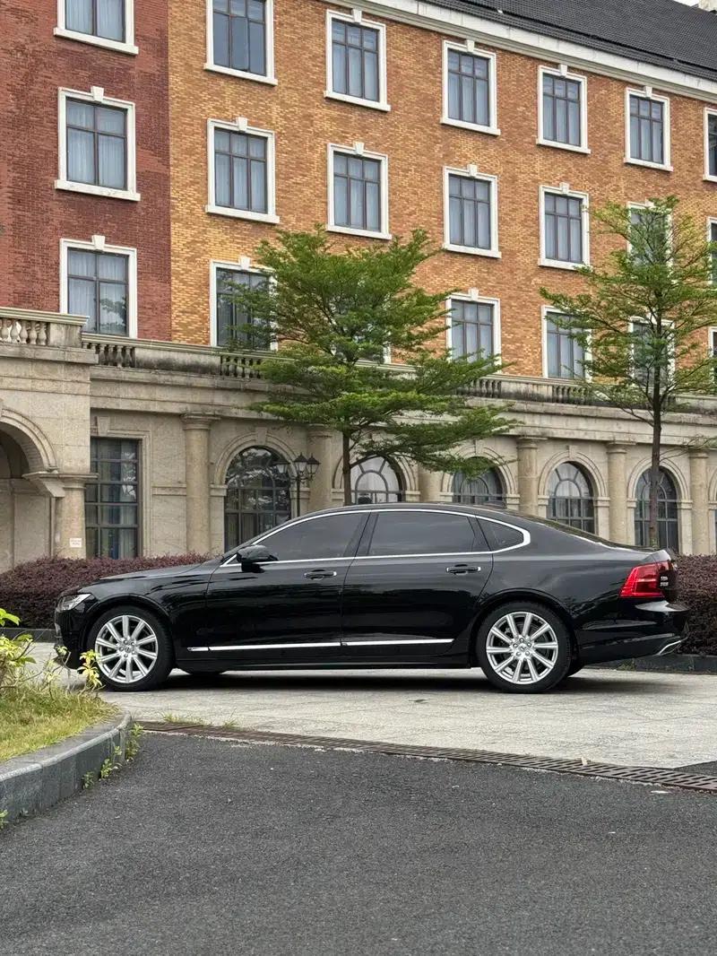 2019 Volvo S90 T5 Smart Edition — миниатюра 3