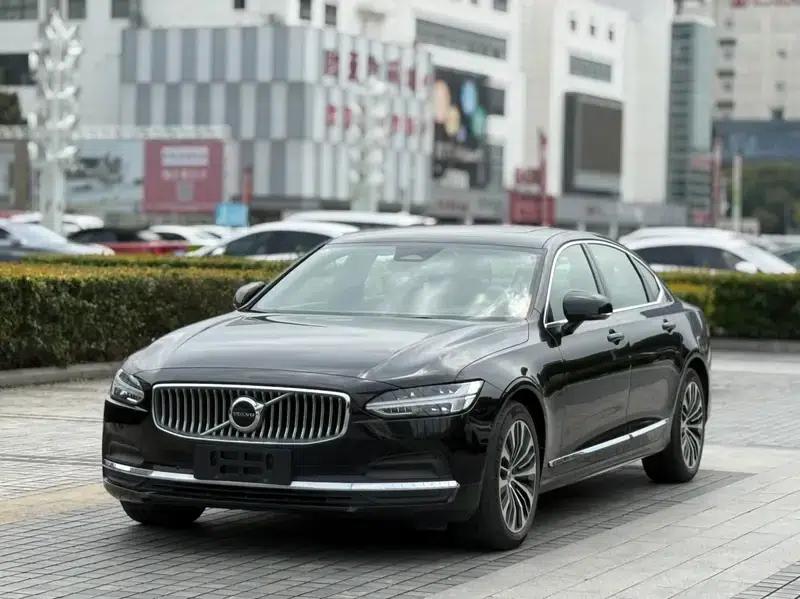 2025 Volvo S90 B5 Smart Luxury Edition — миниатюра 1