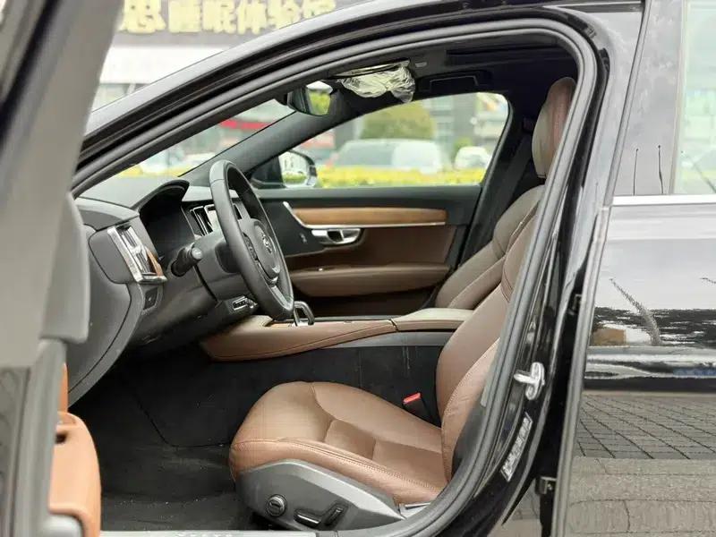 2025 Volvo S90 B5 Smart Luxury Edition — миниатюра 13