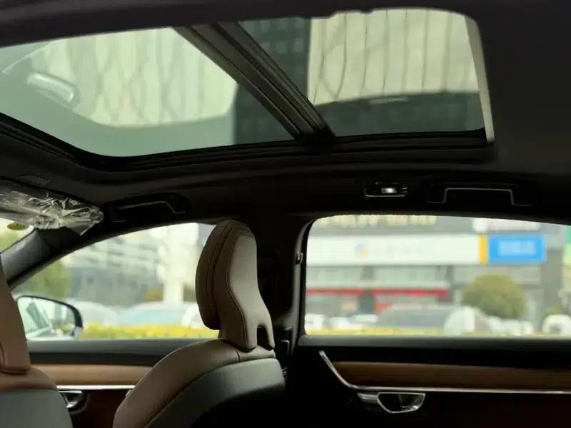 2025 Volvo S90 B5 Smart Luxury Edition — миниатюра 15