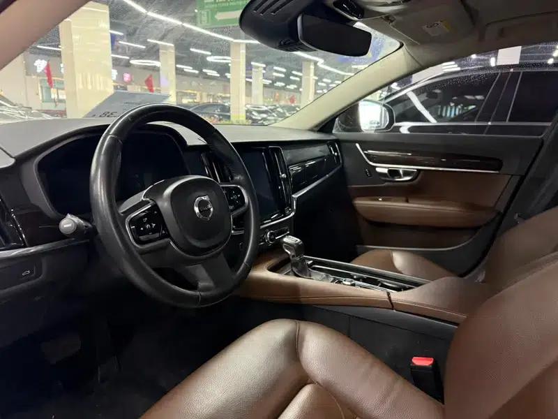 2018 Volvo S90 T4 Smart Edition — миниатюра 13