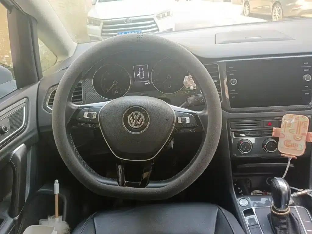 Golf Sportsvan 2018 280TSI Automatic Luxury — миниатюра 11