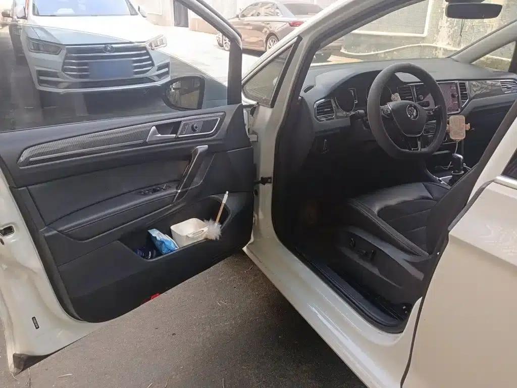 Golf Sportsvan 2018 280TSI Automatic Luxury — миниатюра 17