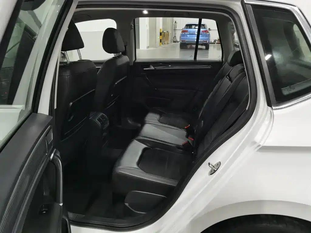 Golf Sportsvan 2018 280TSI Automatic Luxury — миниатюра 15