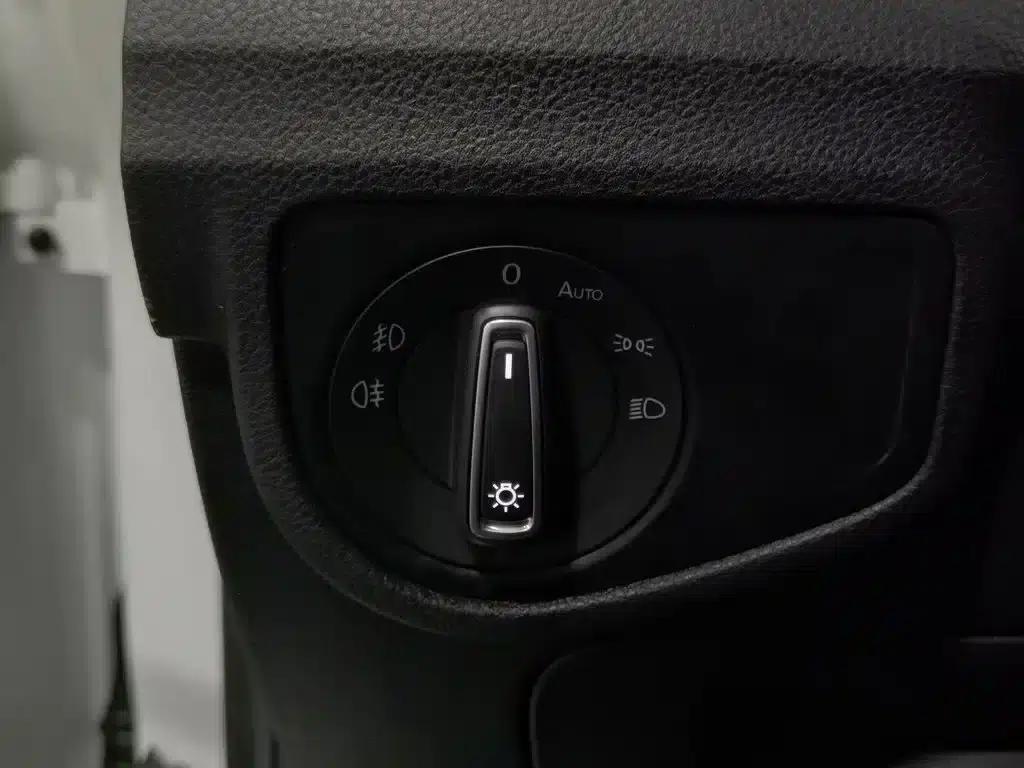 Golf Sportsvan 2018 280TSI Automatic Luxury — миниатюра 21