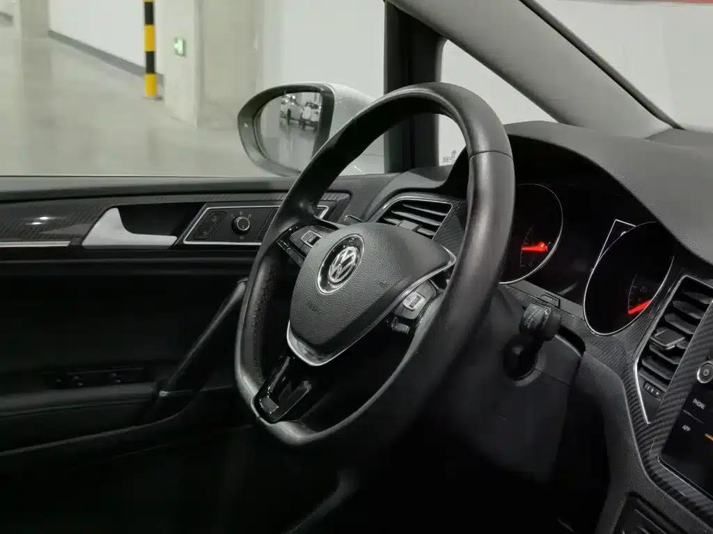 Golf Sportsvan 2018 280TSI Automatic Luxury — миниатюра 22