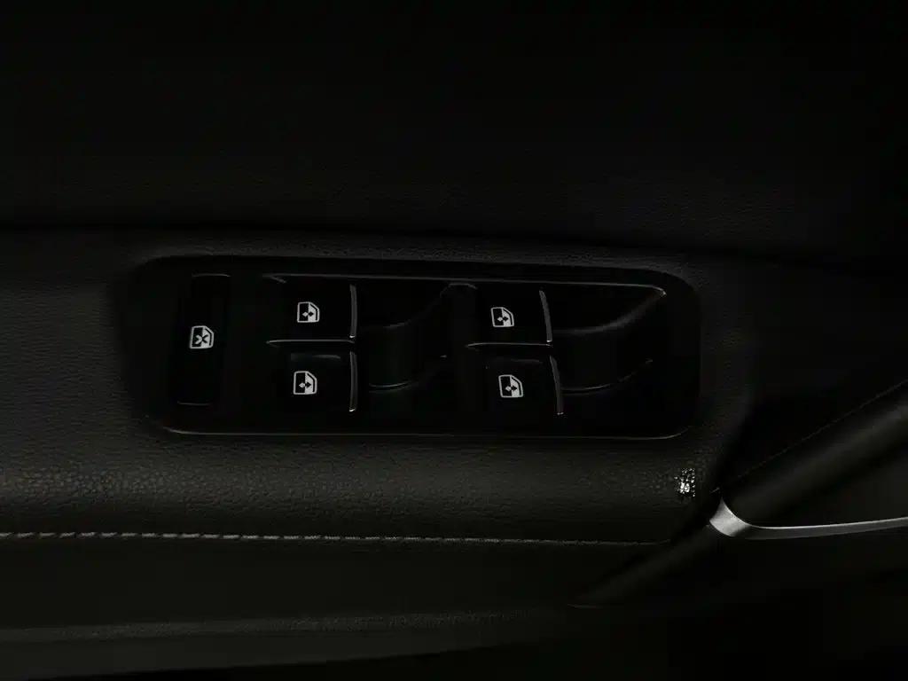 Golf Sportsvan 2018 280TSI Automatic Luxury — миниатюра 9