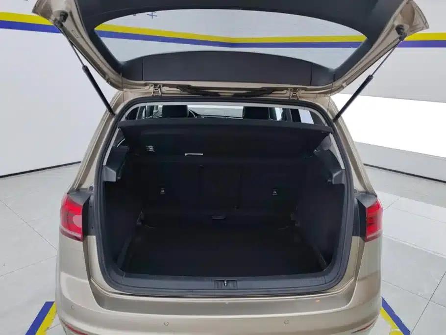 Golf Sportsvan 2016 230TSI Automatic Entry-Level Model — миниатюра 4