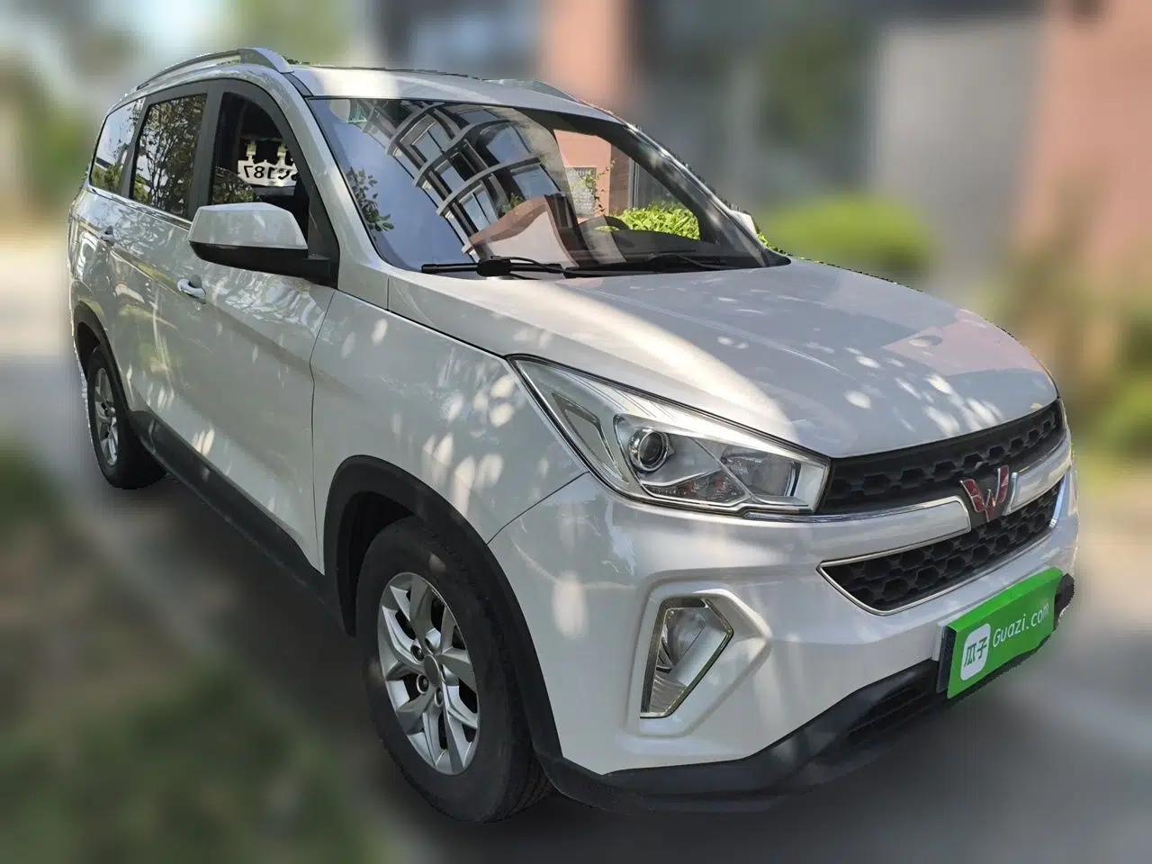 Wuling Hongguang S3 2018 1.5L Manual Luxury Model China V Standard — миниатюра 3