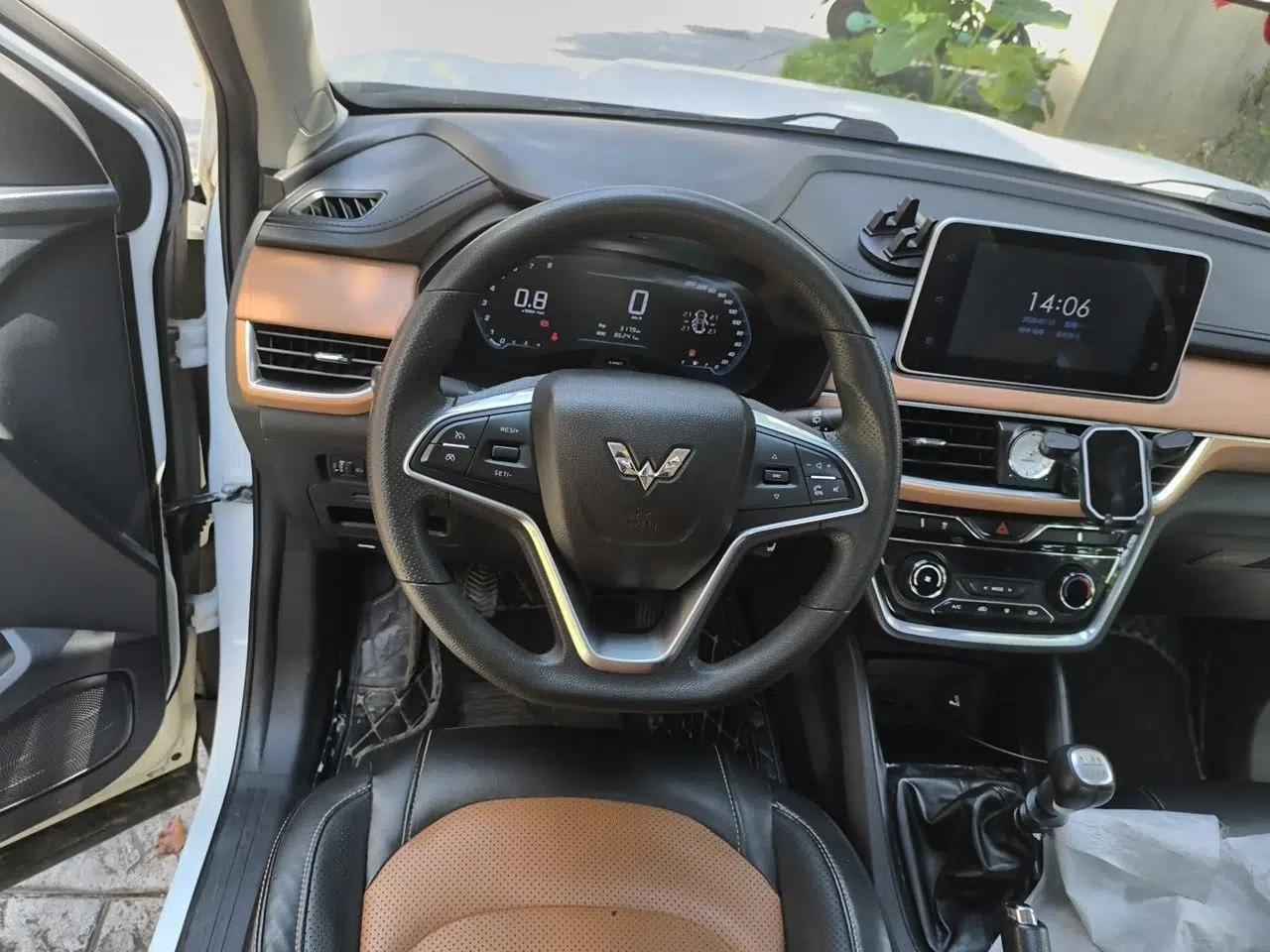 Wuling Hongguang S3 2018 1.5L Manual Luxury Model China V Standard — миниатюра 10
