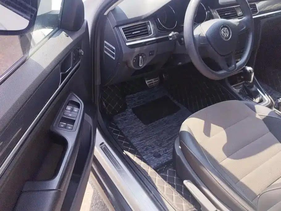 C-TREK 2017 230TSI DSG Comfort Model — миниатюра 7