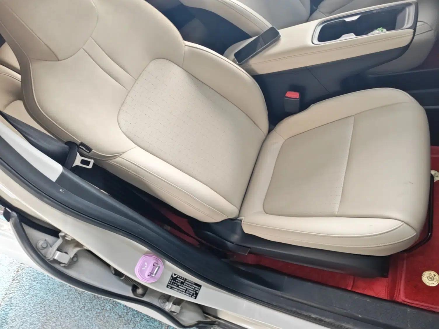 Wuling Bingo PLUS 2024 330 km Range Five-Seater Version — миниатюра 19