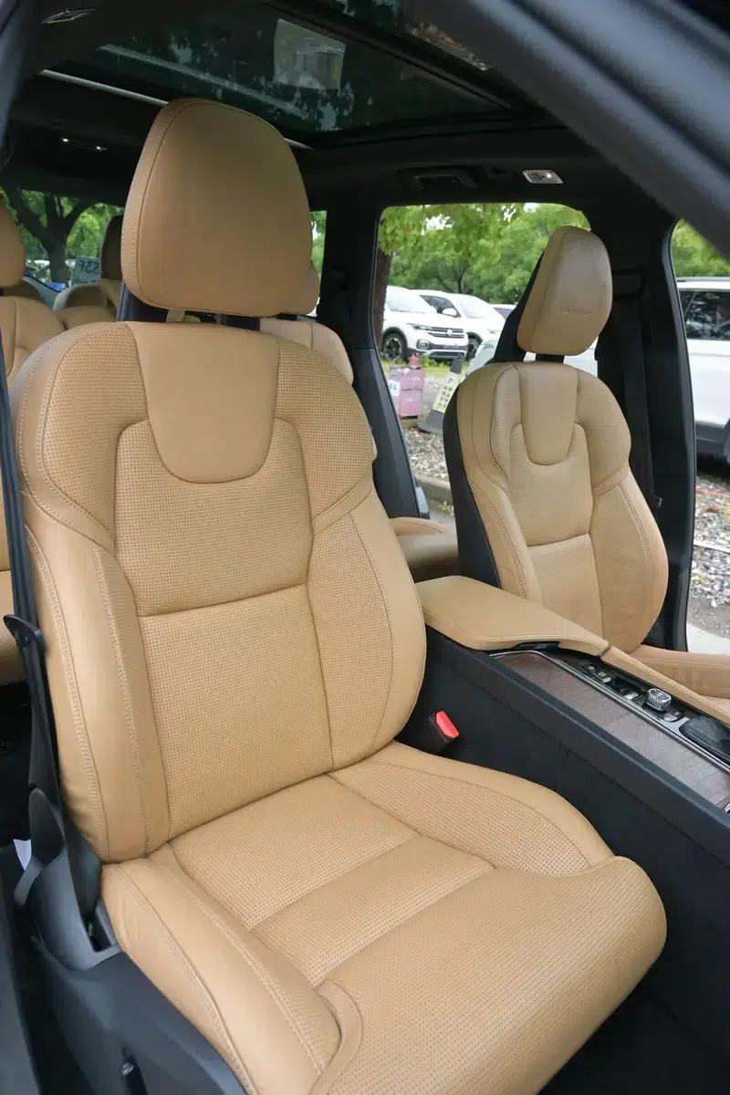 2015 Volvo XC90 T6 Limited Edition — миниатюра 16