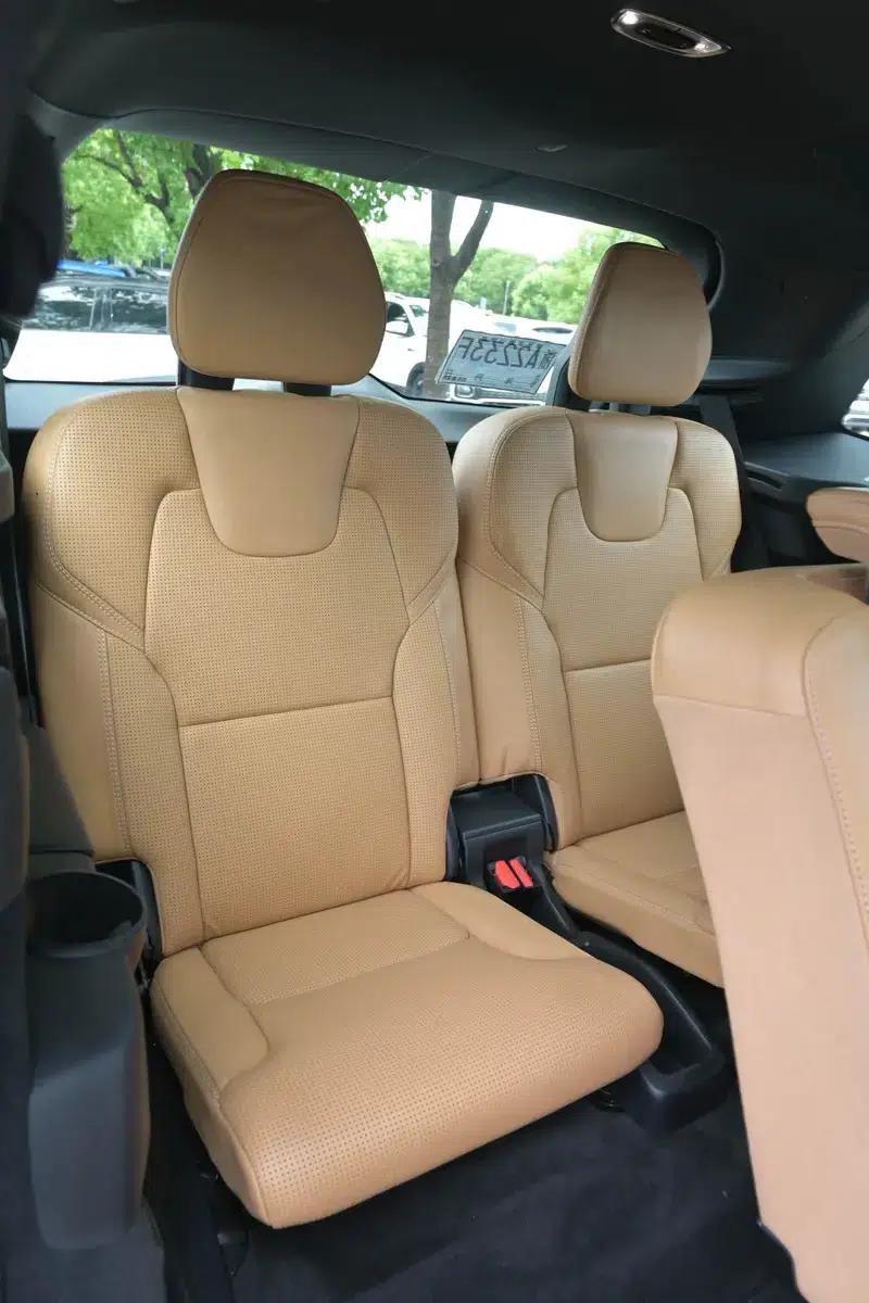 2015 Volvo XC90 T6 Limited Edition — миниатюра 20
