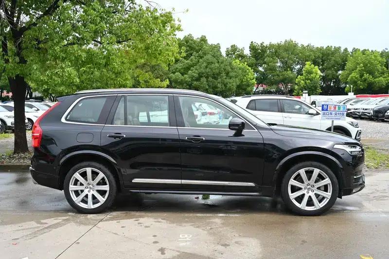 2015 Volvo XC90 T6 Limited Edition — миниатюра 6