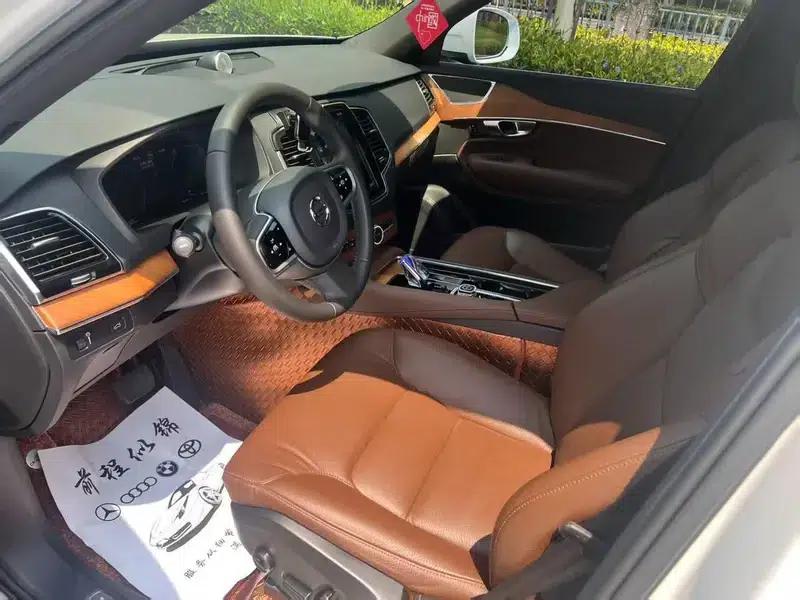 2021 Volvo XC90 B6 Inscription Luxury Edition 7-seater — миниатюра 8
