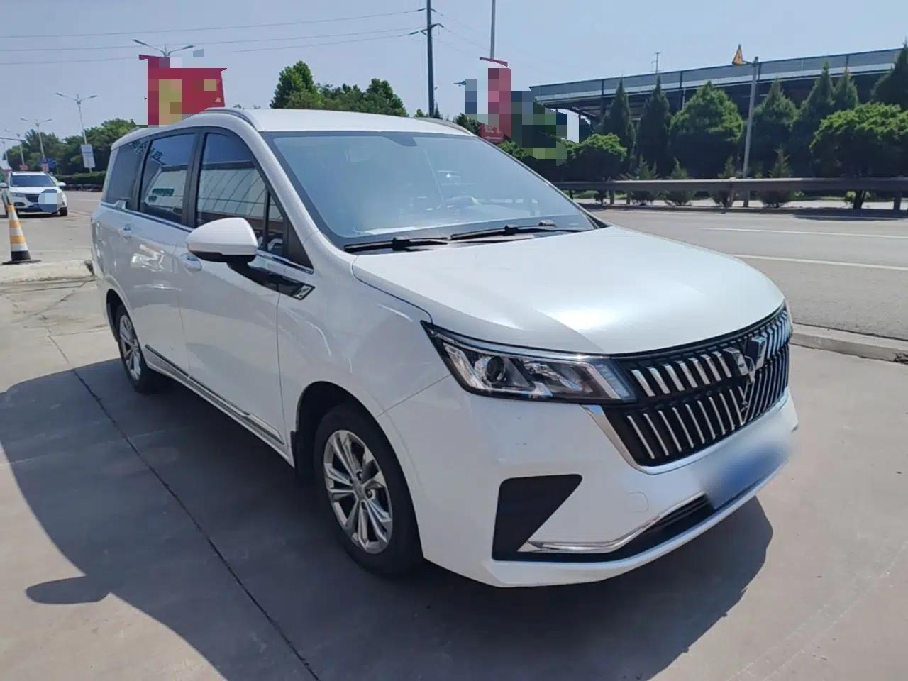 Wuling Jiachen 2022 1.5L Manual Comfort Edition — миниатюра 3