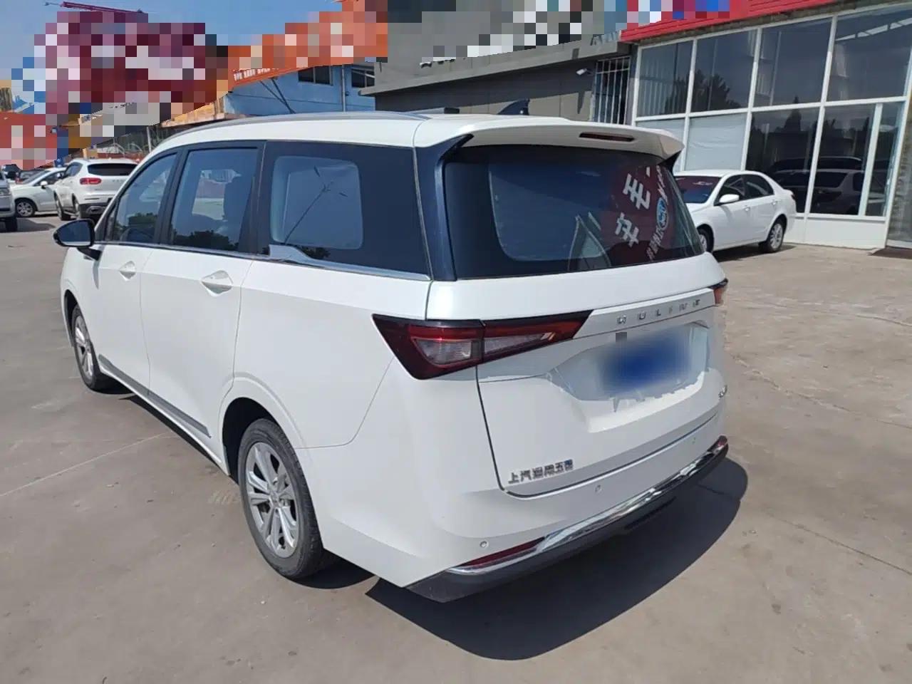 Wuling Jiachen 2022 1.5L Manual Comfort Edition — миниатюра 4